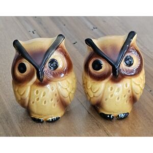 Vintage Ceramic Owl Salt and Pepper Shakers Made In Japan‎ Brown Black H982
